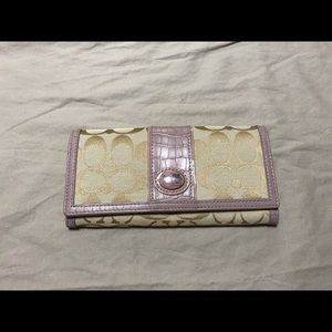 Coach Long Wallet